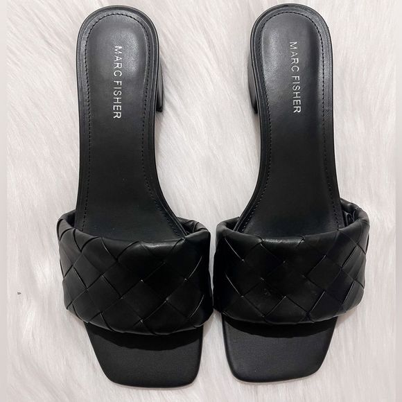 Marc Fisher Women’s Low Stacked Block Side Kitten Heel - Picture 1 of 6